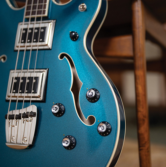Close-up of the Starfire Deluxe Bass Teal the Deal thumb