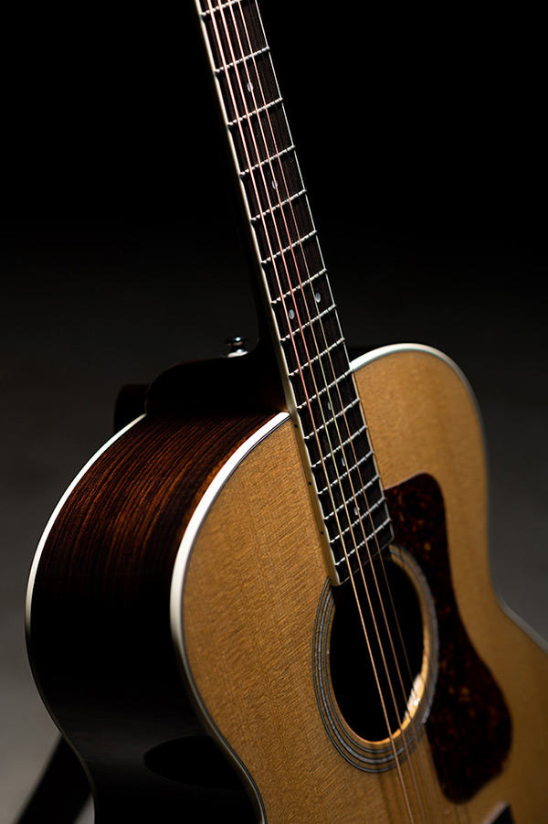 Top down look at BT-258E Deluxe Baritone Natural showing rosewood side