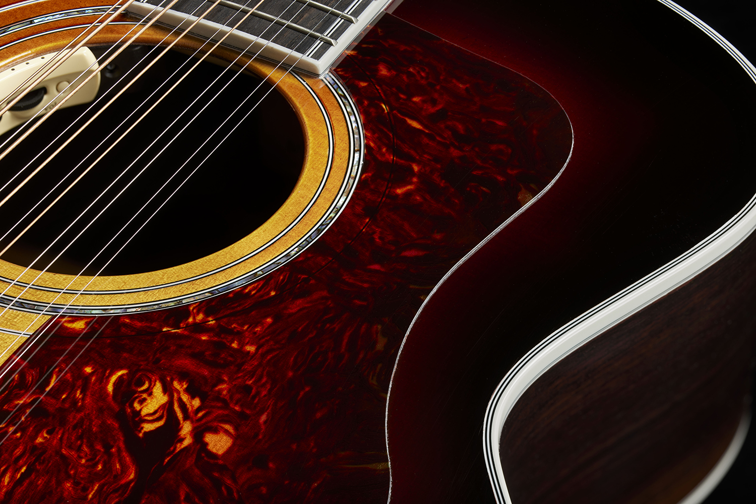 Close-up of F-512E Antique Burst soundhole