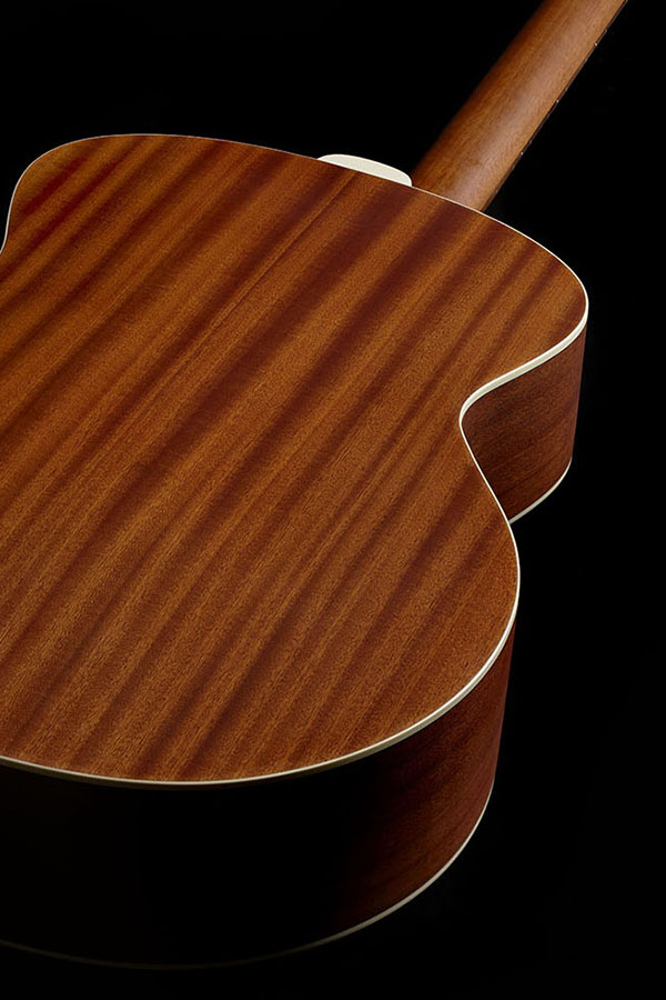 Back body of B-240E Natural highlighting Arched Mahogany back