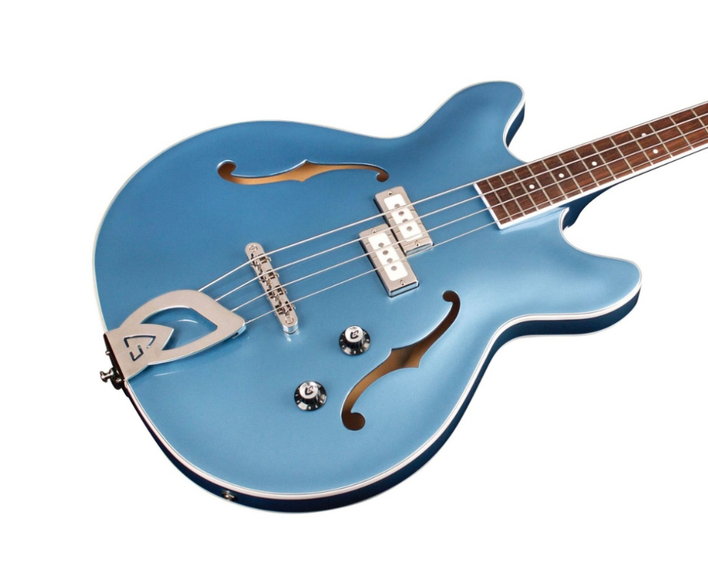 Horizontal body close-up view of Starfire I Bass Pelham Blue