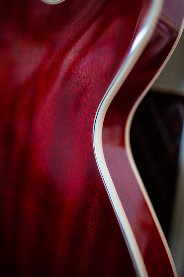 Thumbnail  close-up image of Starfire I-12 body curve