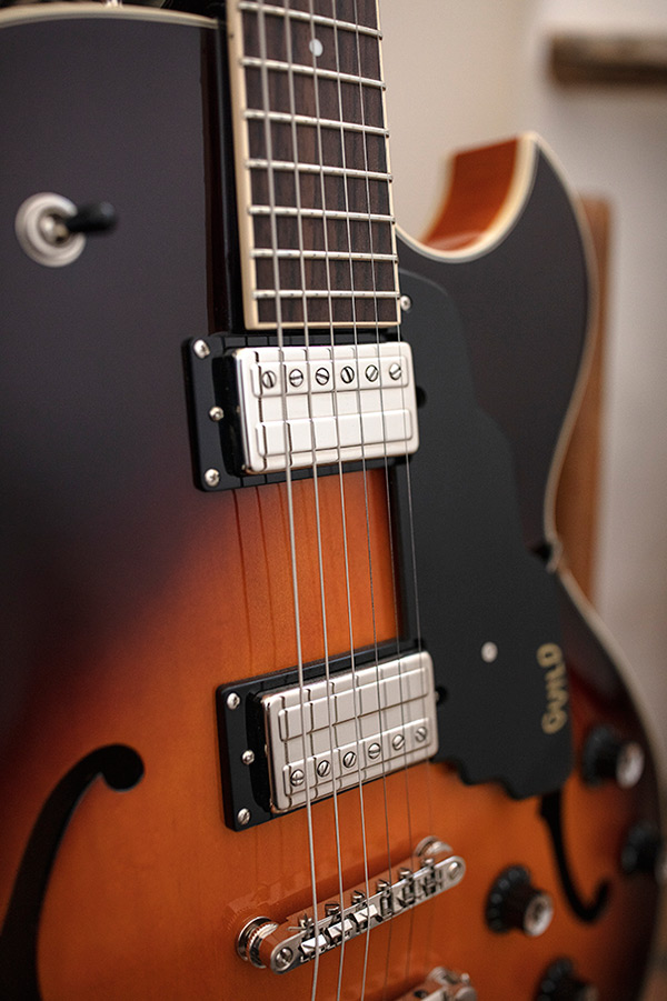Thumbnail view of Starfire I SC Antique Burst body view showcasing the pickups
