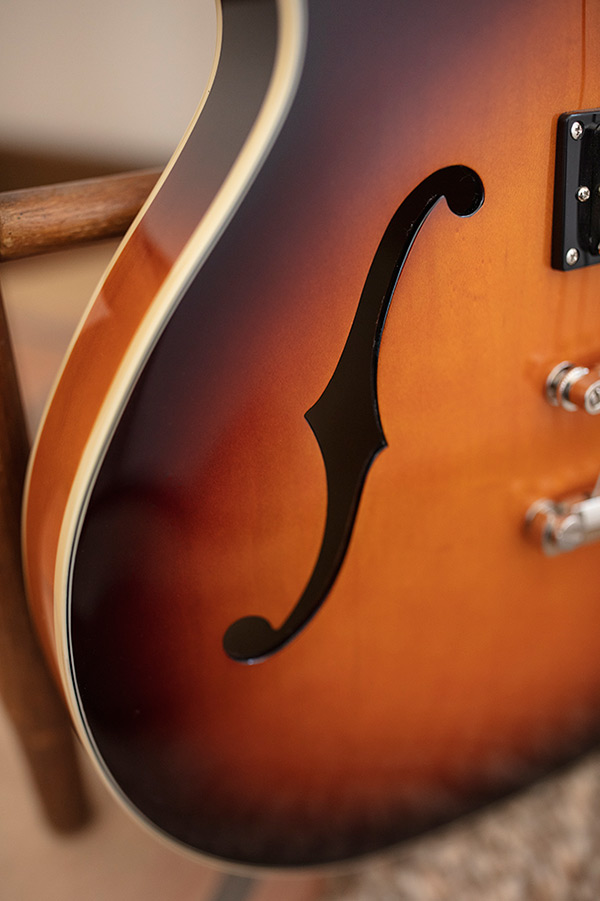 Thumbnail view of Starfire I SC Antique Burst body view showcasing the f-hole