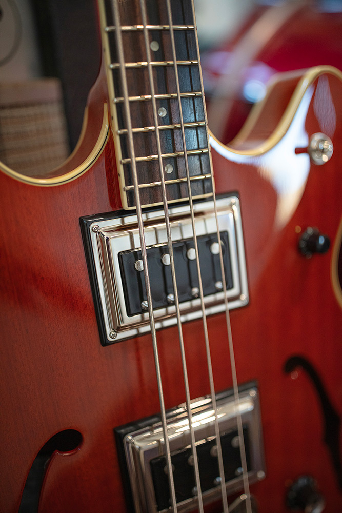 Close-up of Starfire II bass pickup