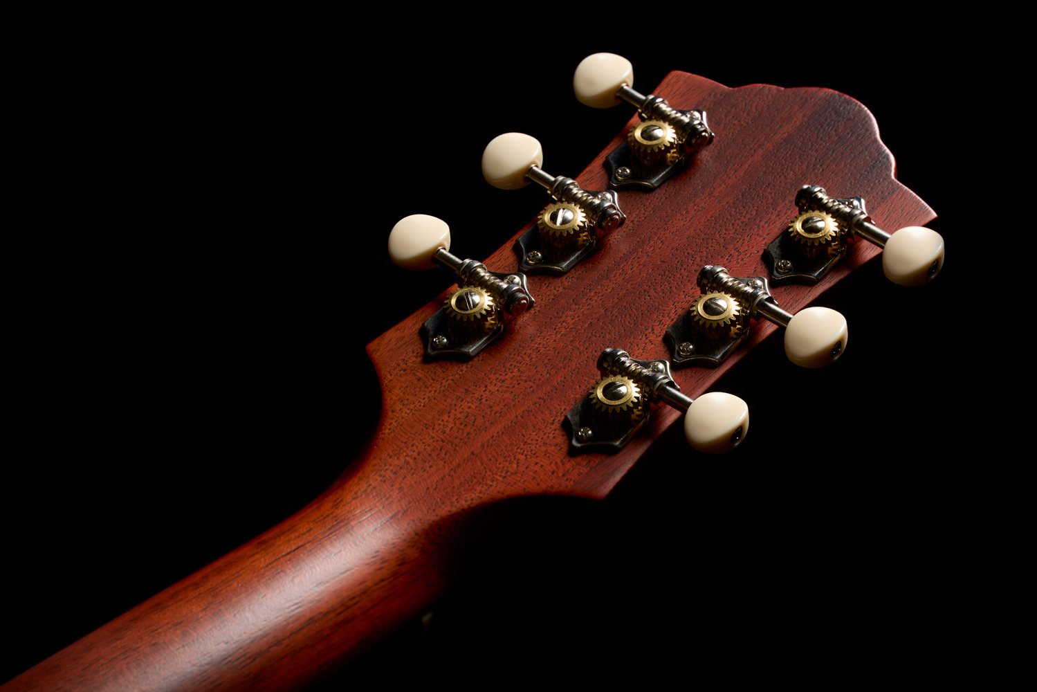 Close-up of the back of the M-20 Natural headstock