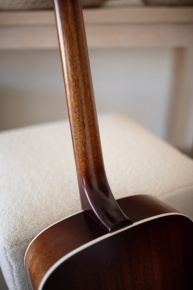 Back view of D-40 Standard Pacific Sunset Burst neck and heel