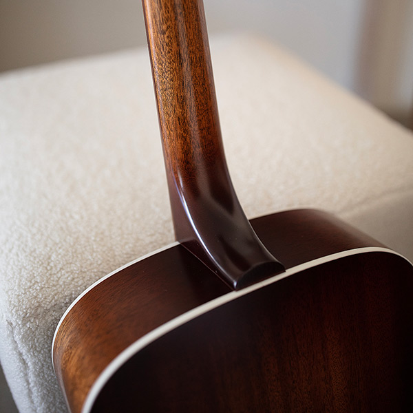 Back view of D-40 Standard Pacific Sunset Burst neck and heel thumb