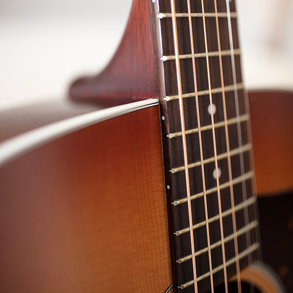 Close-up of D-40 Standard Pacific Sunset Burst neck thumb