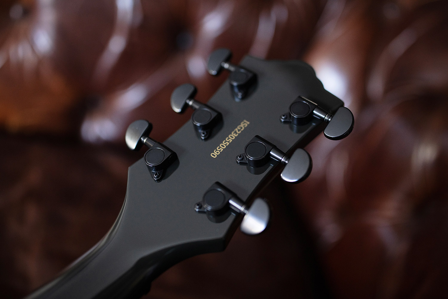 Close-up Polara Night Edition Tungsten back of headstock